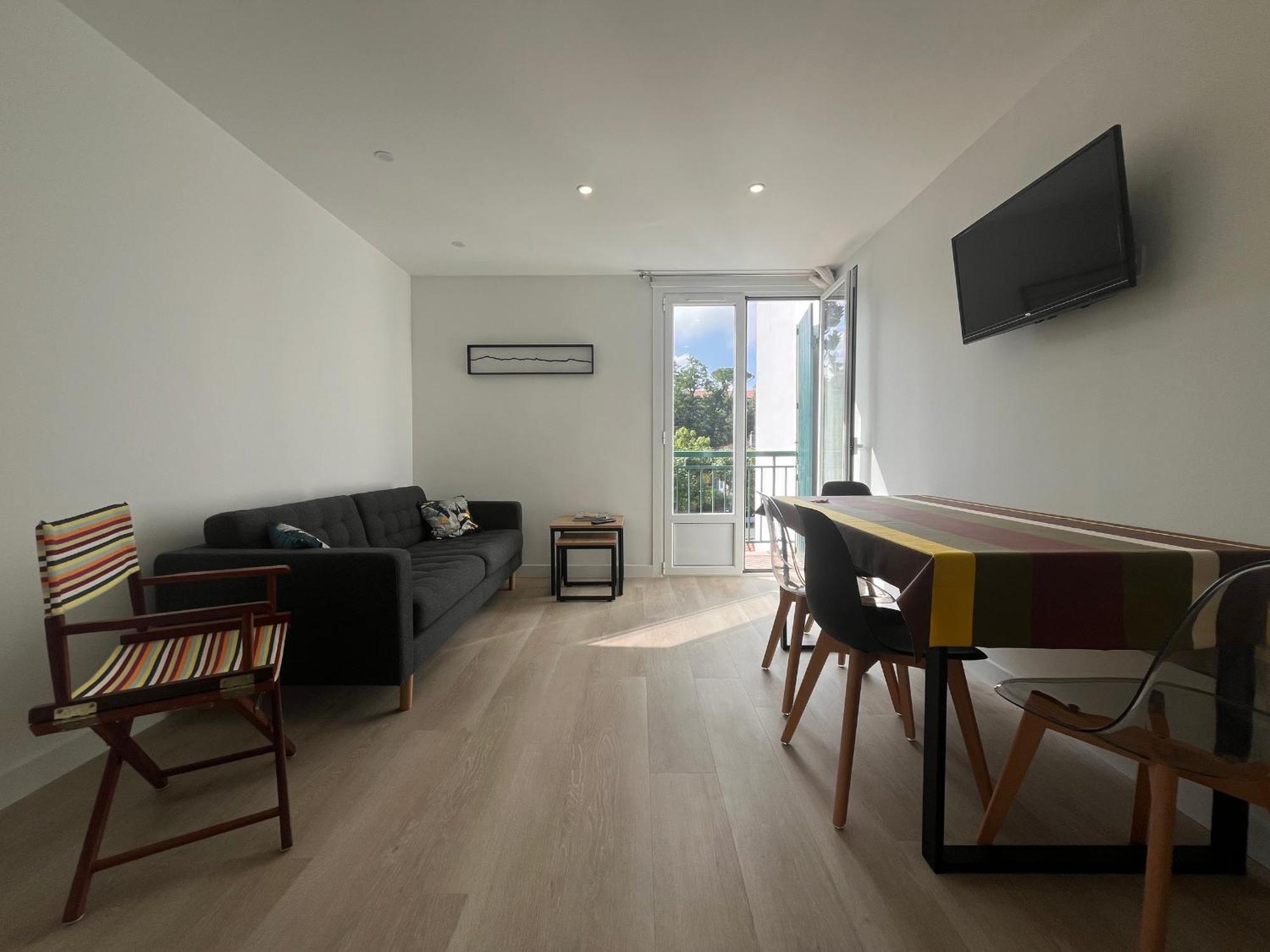 Renove Proche Digue Sainte-barbe A Avec Parking Gratuit - Fr-1-239-1073